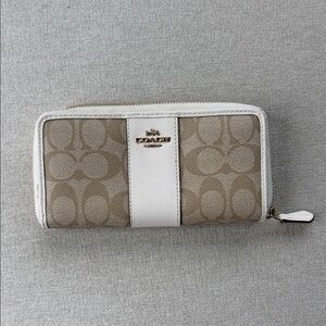 Coach Beige and Cream Zip Wallet